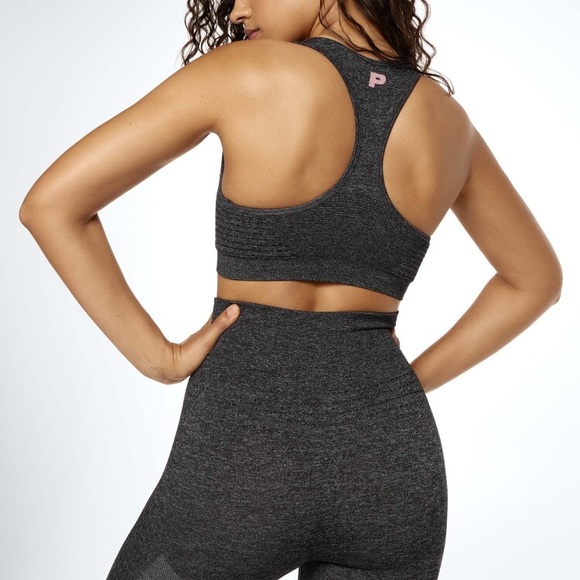 LAST CHANCE | Busy Bee Sports Bra - Picture 3 of 7